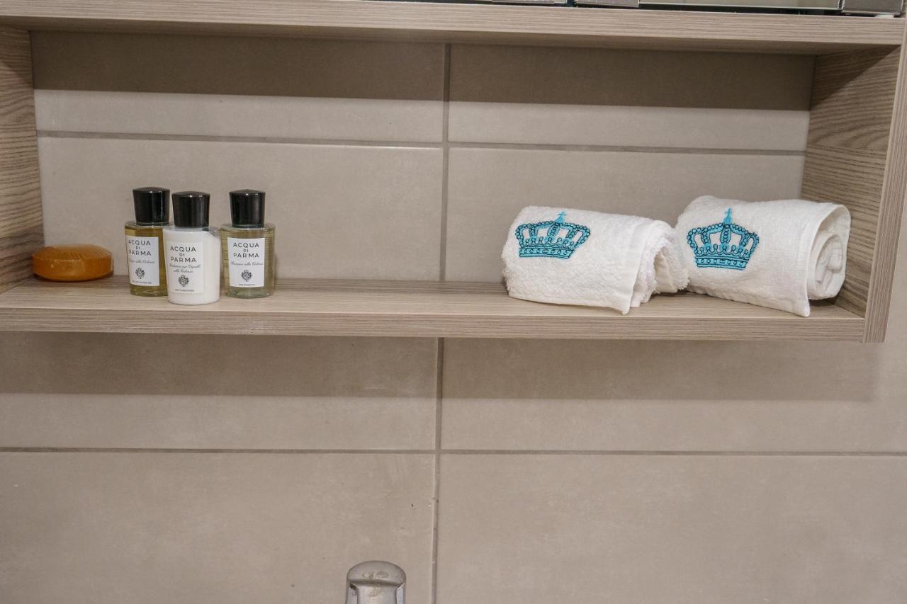 My Crown Suite, Hydra Port Екстериор снимка